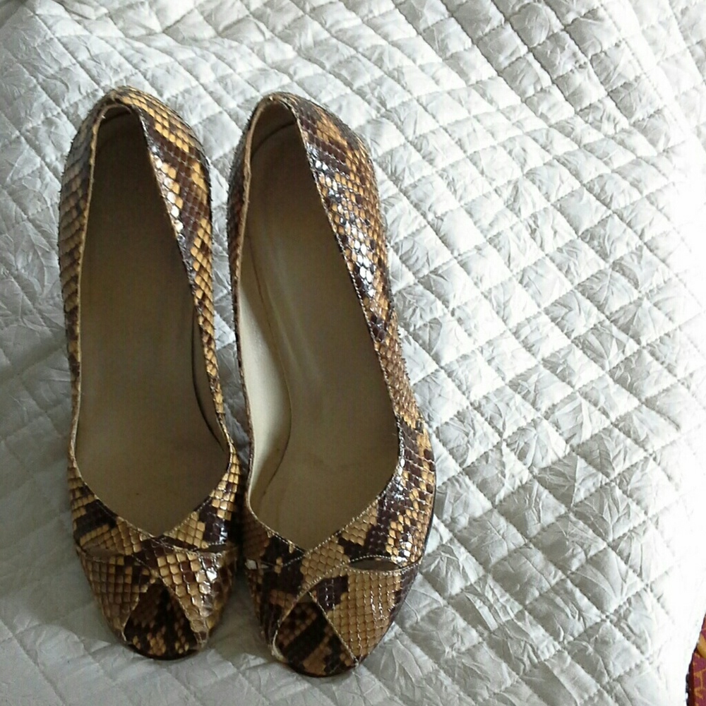 Open toe snake skin heels
